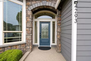4293 M Dr, Washougal, WA 98671 - Photo 2