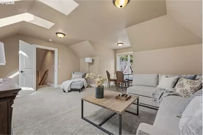 9245 SW 74th Ave, Portland, OR 97223 - Photo 22