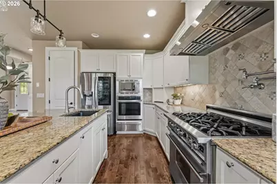 9245 SW 74th Ave, Portland, OR 97223 - Photo 10