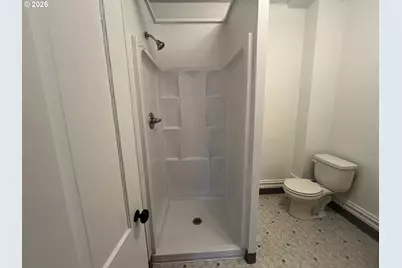 2625 SE Stark St, Portland, OR 97214 - Photo 8