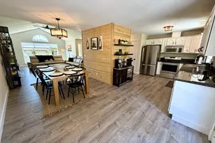 76705 Hazeldell Ct, Oakridge, OR 97463 - Photo 8