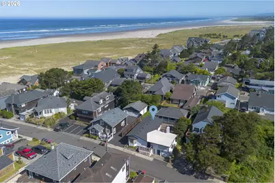 144 6th Ave, Seaside, OR 97138 - Photo 40