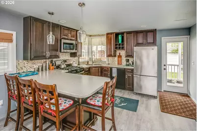 144 6th Ave, Seaside, OR 97138 - Photo 32