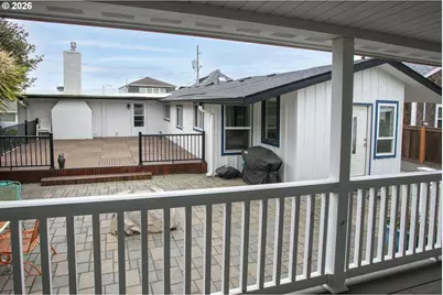 144 6th Ave, Seaside, OR 97138 - Photo 24