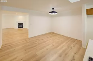 13637 SE Ellen Dr, Clackamas, OR 97015 - Photo 8