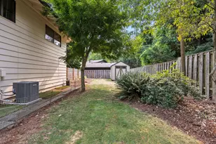 15120 SE Franklin St, Portland, OR 97236 - Photo 44