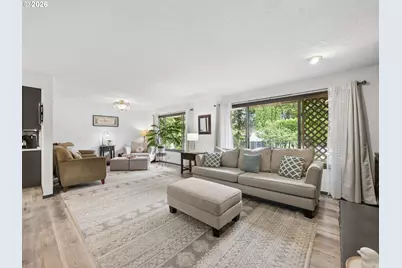 15120 SE Franklin St, Portland, OR 97236 - Photo 14
