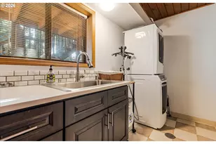 15120 SE Franklin St, Portland, OR 97236 - Photo 30