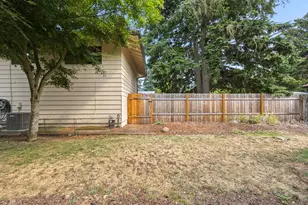 15120 SE Franklin St, Portland, OR 97236 - Photo 44