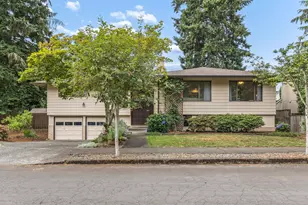 15120 SE Franklin St, Portland, OR 97236 - Photo 2