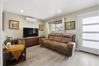 1308 E Main St, Cottage Grove, OR 97424 - Photo 28