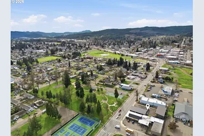 1308 E Main St, Cottage Grove, OR 97424 - Photo 46