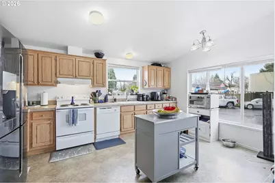 341 Cornerstone Ct, Salem, OR 97301 - Photo 10