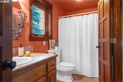 3574 Spring Blvd, Eugene, OR 97405 - Photo 22