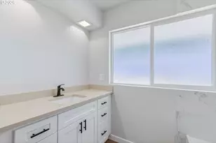 121 Lowrane Dr, Kelso, WA 98626 - Photo 20