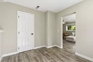 227 NE Paloma Ct, Gresham, OR 97030 - Photo 20