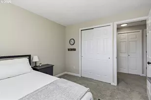 227 NE Paloma Ct, Gresham, OR 97030 - Photo 36
