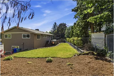 227 NE Paloma Ct, Gresham, OR 97030 - Photo 42