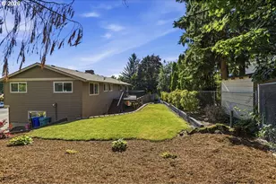 227 NE Paloma Ct, Gresham, OR 97030 - Photo 42