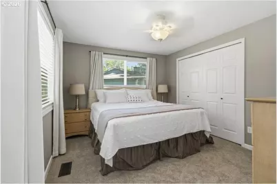 227 NE Paloma Ct, Gresham, OR 97030 - Photo 28