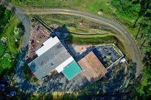 1160 Cleveland Loop Dr, Roseburg, OR 97471 - Photo 14