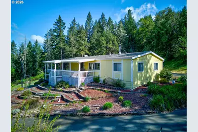 1160 Cleveland Loop Dr, Roseburg, OR 97471 - Photo 2