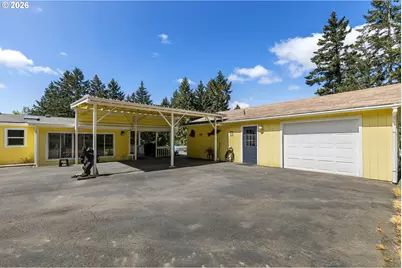 1160 Cleveland Loop Dr, Roseburg, OR 97471 - Photo 6