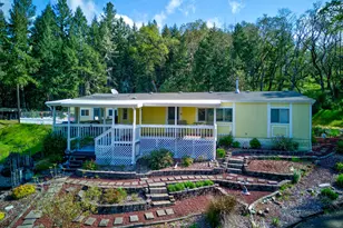 1160 Cleveland Loop Dr, Roseburg, OR 97471 - Photo 1