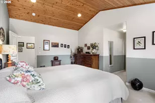 1156 12th St SE, Bandon, OR 97411 - Photo 16