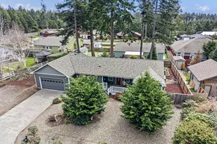 1156 12th St SE, Bandon, OR 97411 - Photo 36