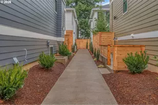 6481 SE Ramona St, Portland, OR 97206 - Photo 2