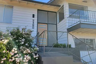 2460 W 21st Ave, Eugene, OR 97405 - Photo 2