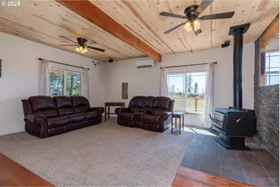 70392 Schumacher Rd, Rainier, OR 97048 - Photo 4