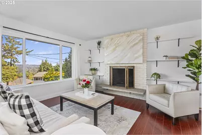 1674 Fircrest Dr, Lake Oswego, OR 97034 - Photo 2