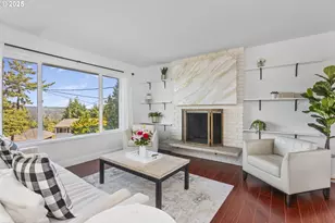 1674 Fircrest Dr, Lake Oswego, OR 97034 - Photo 2