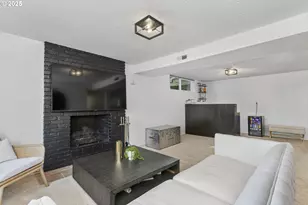 1674 Fircrest Dr, Lake Oswego, OR 97034 - Photo 26