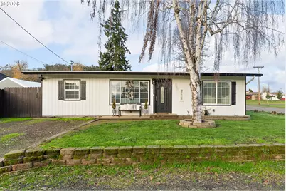 271 NW Sherry St, Winston, OR 97496 - Photo 2