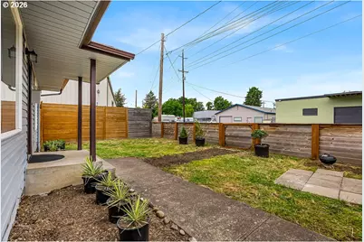 717 20th St, Salem, OR 97301 - Photo 6