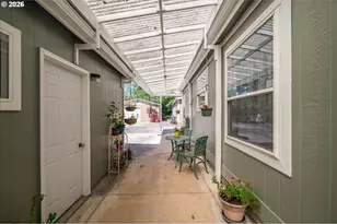 1707 13th St, North Bend, OR 97459 - Photo 22