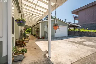 1707 13th St, North Bend, OR 97459 - Photo 30