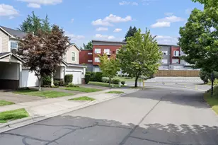 21069 SW Madeira Terrace, Sherwood, OR 97140 - Photo 2