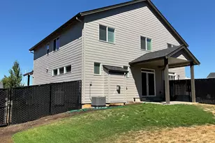 690 E 1st Ave, Estacada, OR 97023 - Photo 20