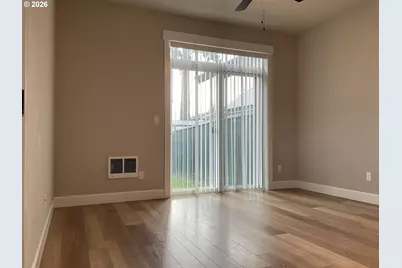 690 E 1st Ave, Estacada, OR 97023 - Photo 14