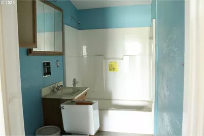7908 SE 62nd Ave, Portland, OR 97206 - Photo 40