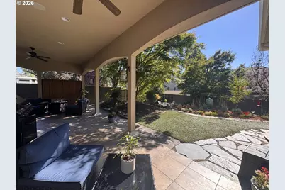 1220 Stonegate Dr, Medford, OR 97504 - Photo 36
