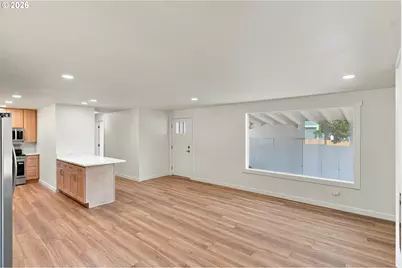 2353 Brussells St, North Bend, OR 97459 - Photo 8