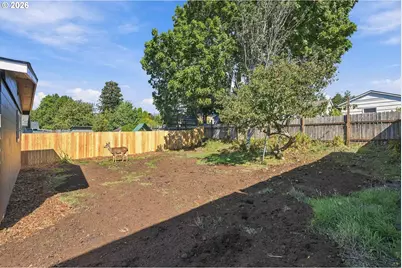 2353 Brussells St, North Bend, OR 97459 - Photo 26