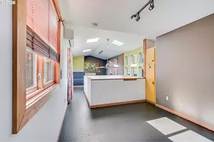 446 NE Ivy St, Portland, OR 97212 - Photo 28