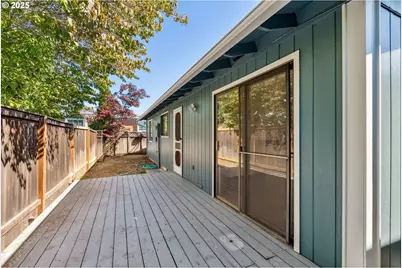 1108 9th St, Hood River, OR 97031 - Photo 32