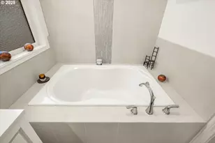 15092 SE Diamond Dr, Clackamas, OR 97015 - Photo 34